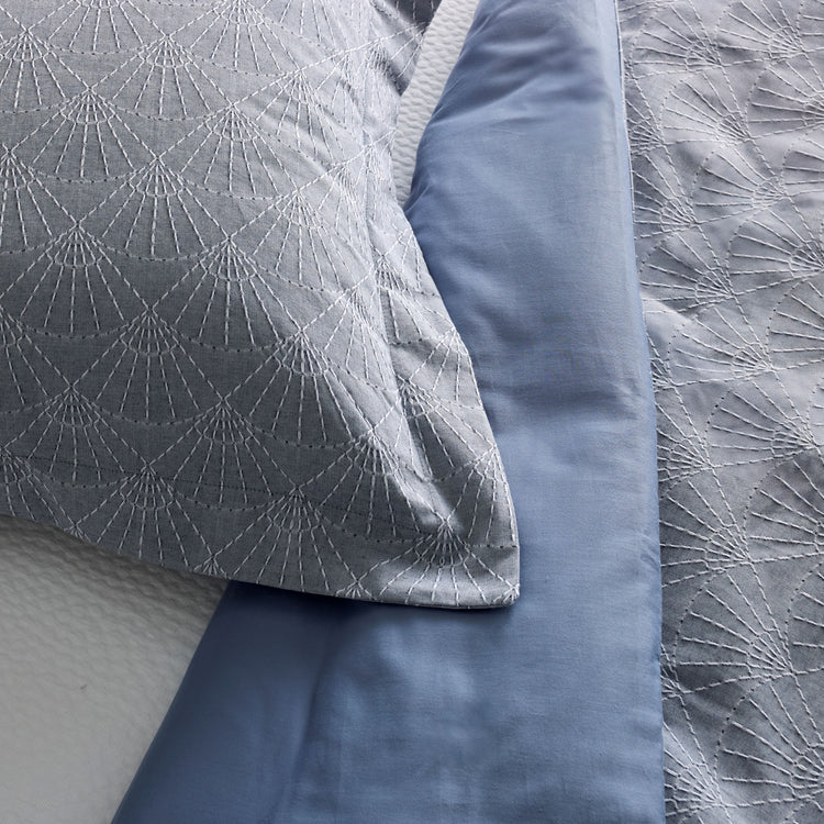 YSETDVCRK-IND YSETDVCRQ-IND 