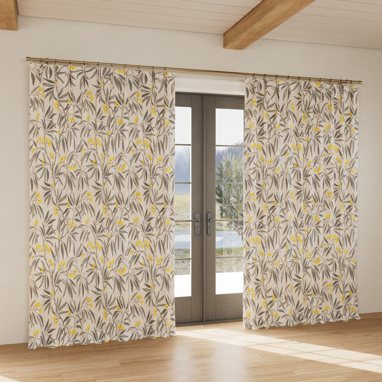 Custom curtain in Alyssum