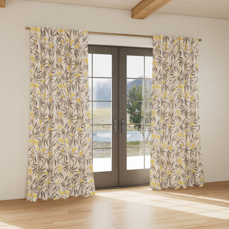 Custom curtain in Alyssum