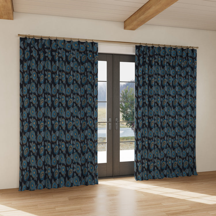 Custom curtain in Blossom