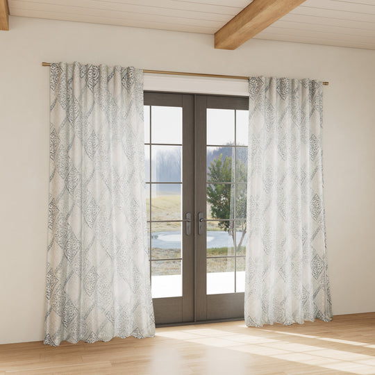 Custom curtain in Oporto 
