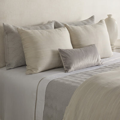 Palais + Scallop in Ice Complete Bedding Set