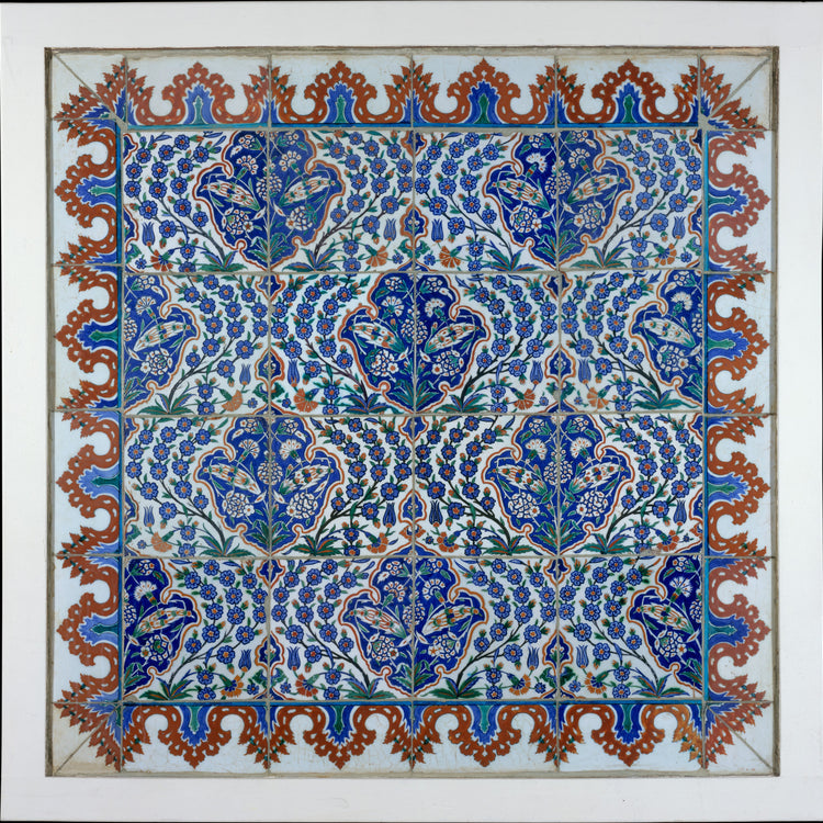 Sinan Comforter Set