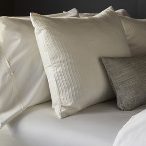 Akari Duvet Set