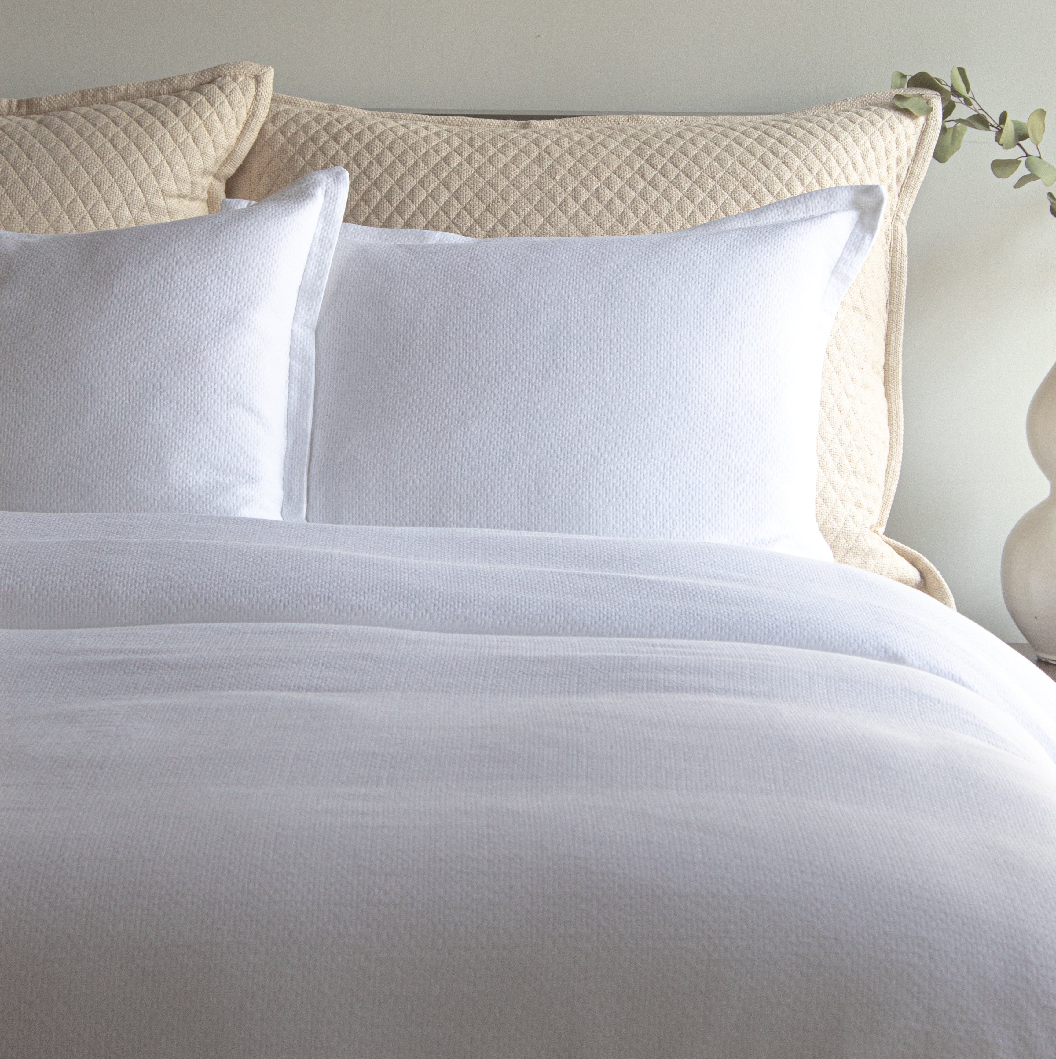 Neo Duvet Set - White – Ann Gish