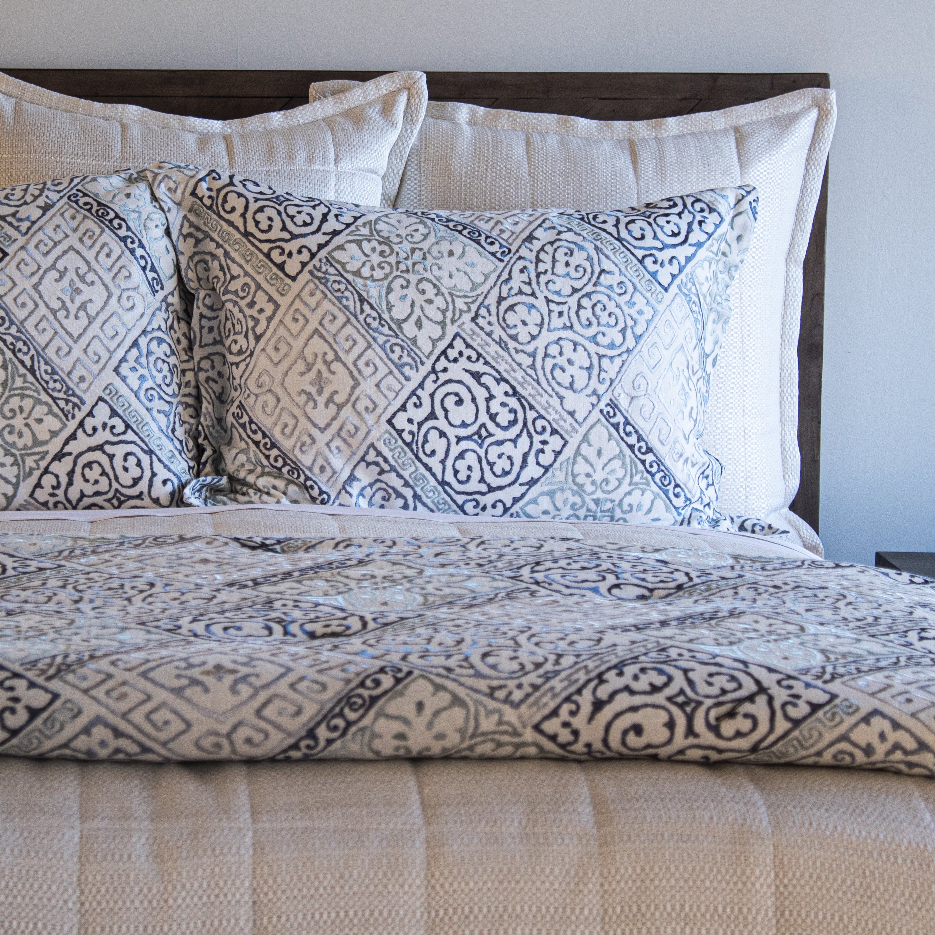 Product with title Oporto Duvet - DVORK-BLS DVORQ-BLS