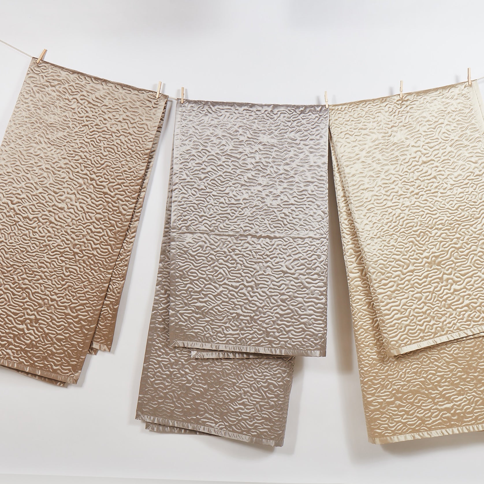 Vermicelli Throw