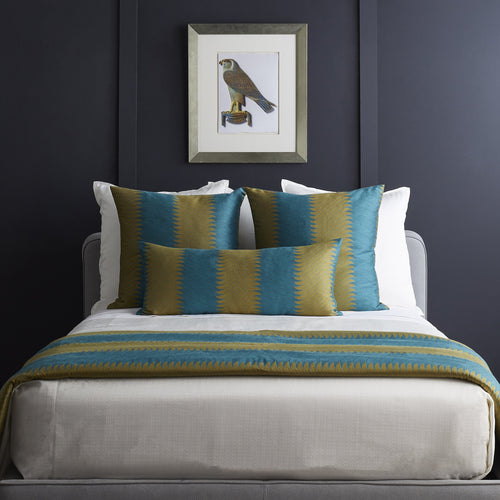 Horus Lumbar Pillow