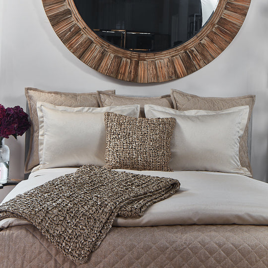 Product with title Imprint-Duvet-Set-Pearl - YSETDVIMK-PRL YSETDVIMQ-PRL